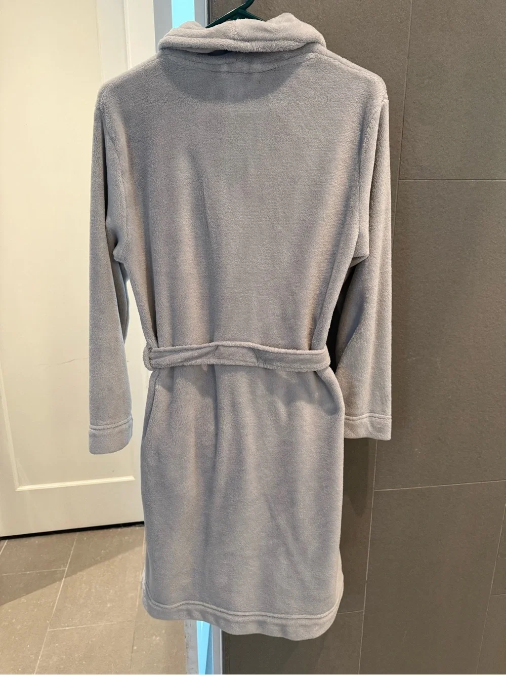 Calvin Klein Light Gray Plush Bathrobe with Embroidered Logo Women’s XS/S